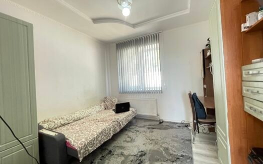 Casă, 127 m², Pelivan